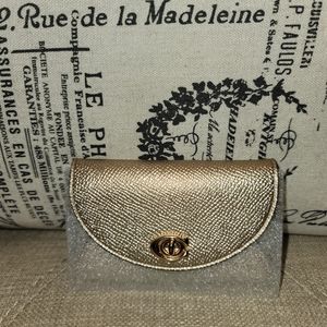 NEW COACH Signature C Turnlock Card Case Gold $68